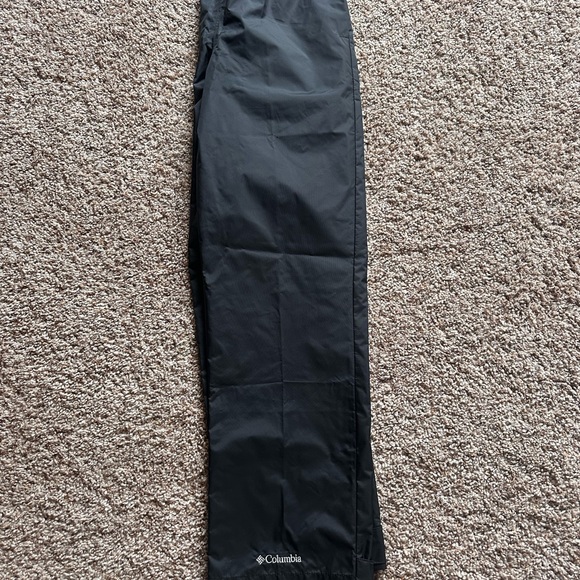 Columbia Black and Gray Outdoor Pants - Picture 2 of 3
